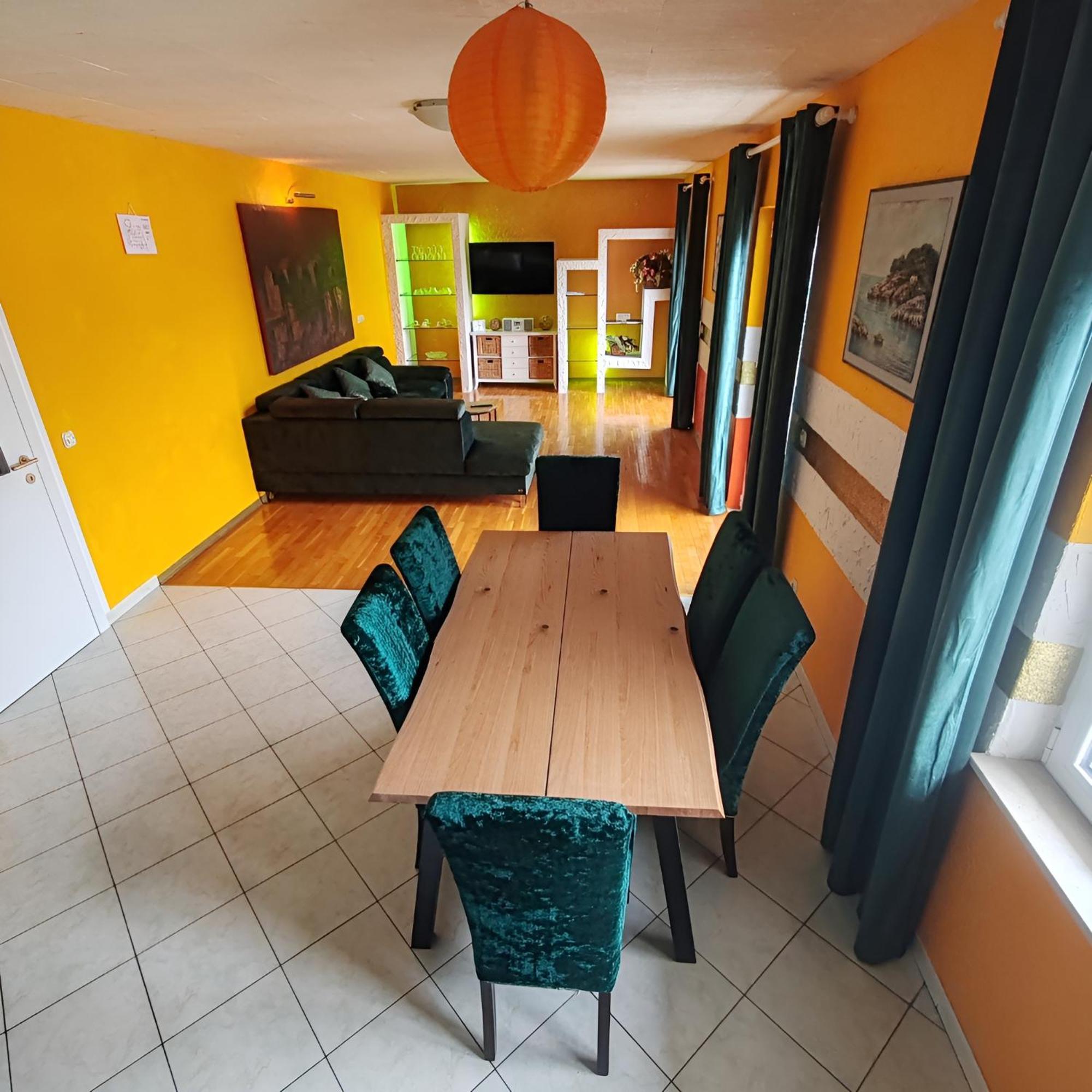Pia Apartment Dugi Rat Esterno foto